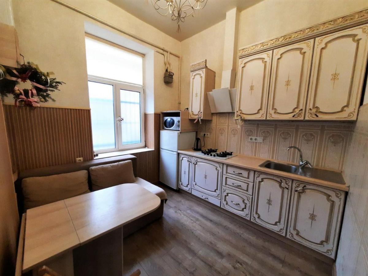 Квартира Возле Оперы Lviv Dış mekan fotoğraf